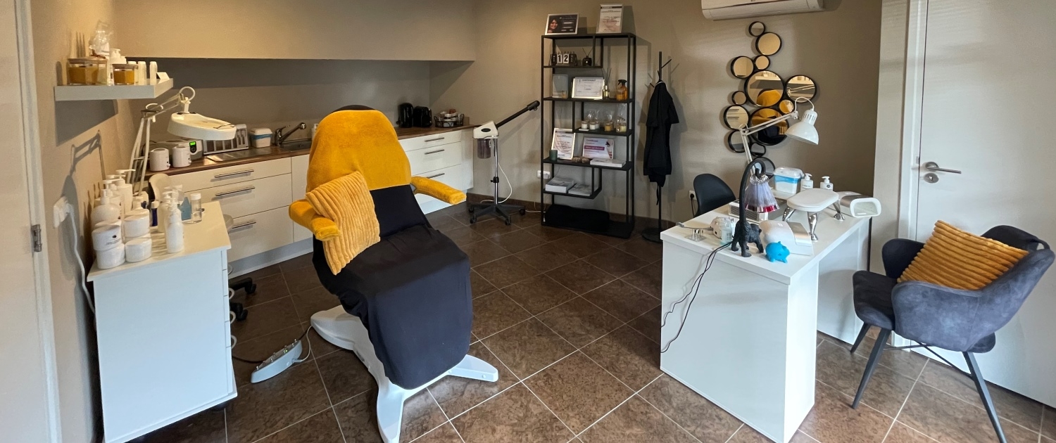 Schoonheidsstudio - Schoonheidssalon Nina voor Gezichtsbehandelingen, Nagelbehandelingen, Pedicure, Wimper lifting en Deelbehandelingen - Tarieven - Nieuws